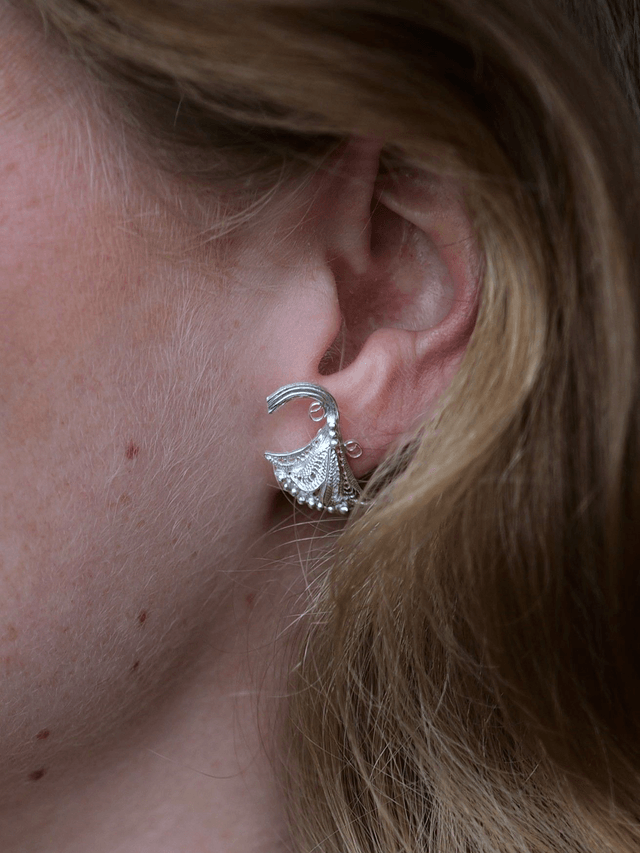Flower Set (Earrings + Pendant)