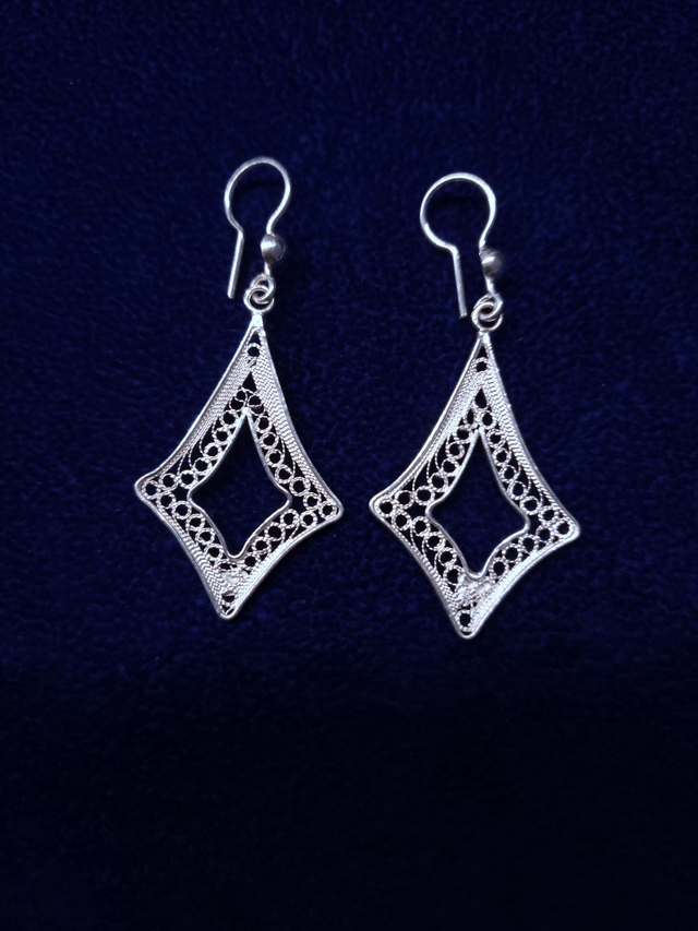 Diamond Shape Earrings 