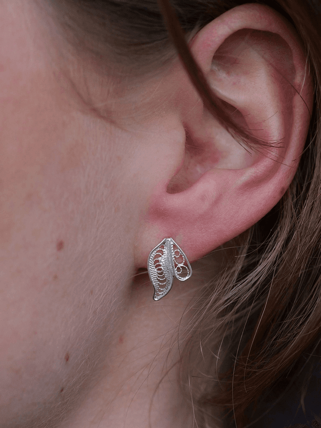 Leaf Studs